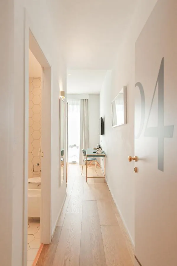 ***  Hotel Aristeo Cagliari Italy