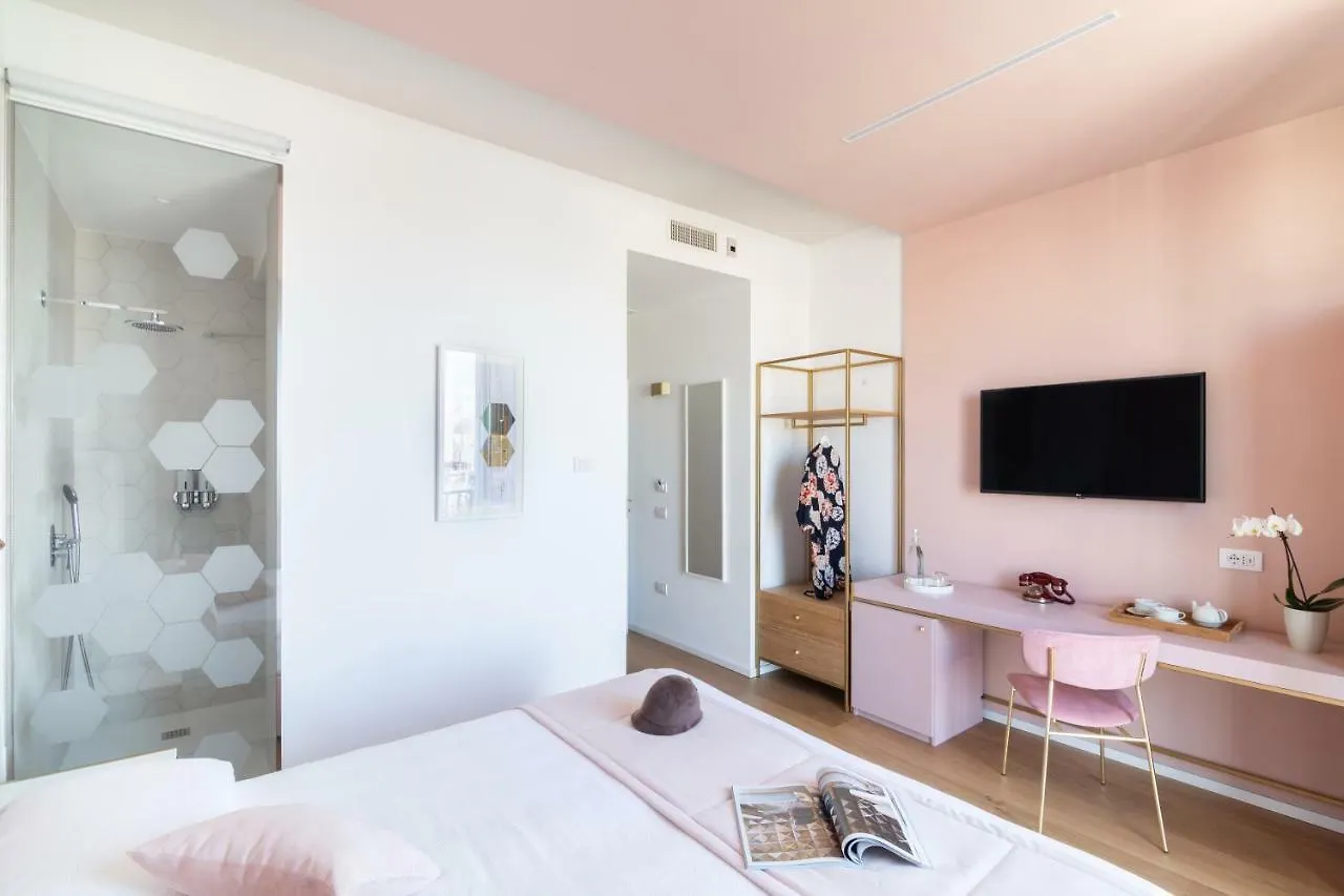 ***  Hotel Aristeo Cagliari Italy