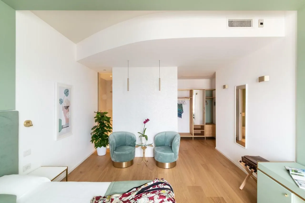 Hotel Aristeo Cagliari 3*,