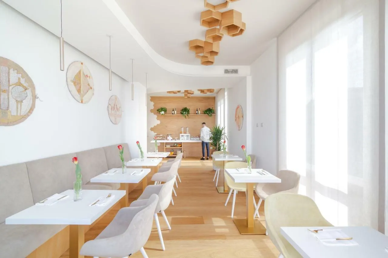 Hotel Aristeo Cagliari 3*,  Italy